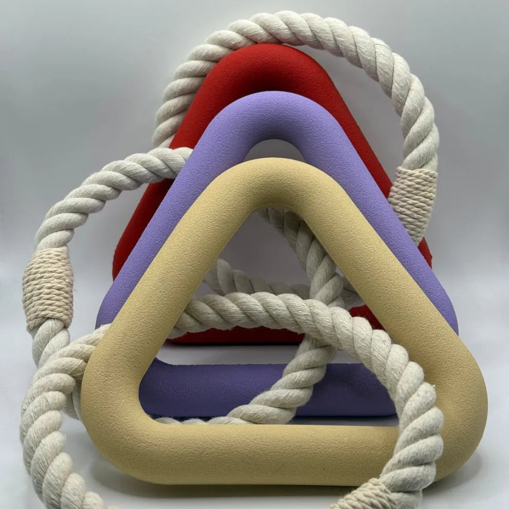 Hond Kauwtriangel 15 cm Natuurlijk Rubber – Stimuleert Gezond Kauwgedrag Roze