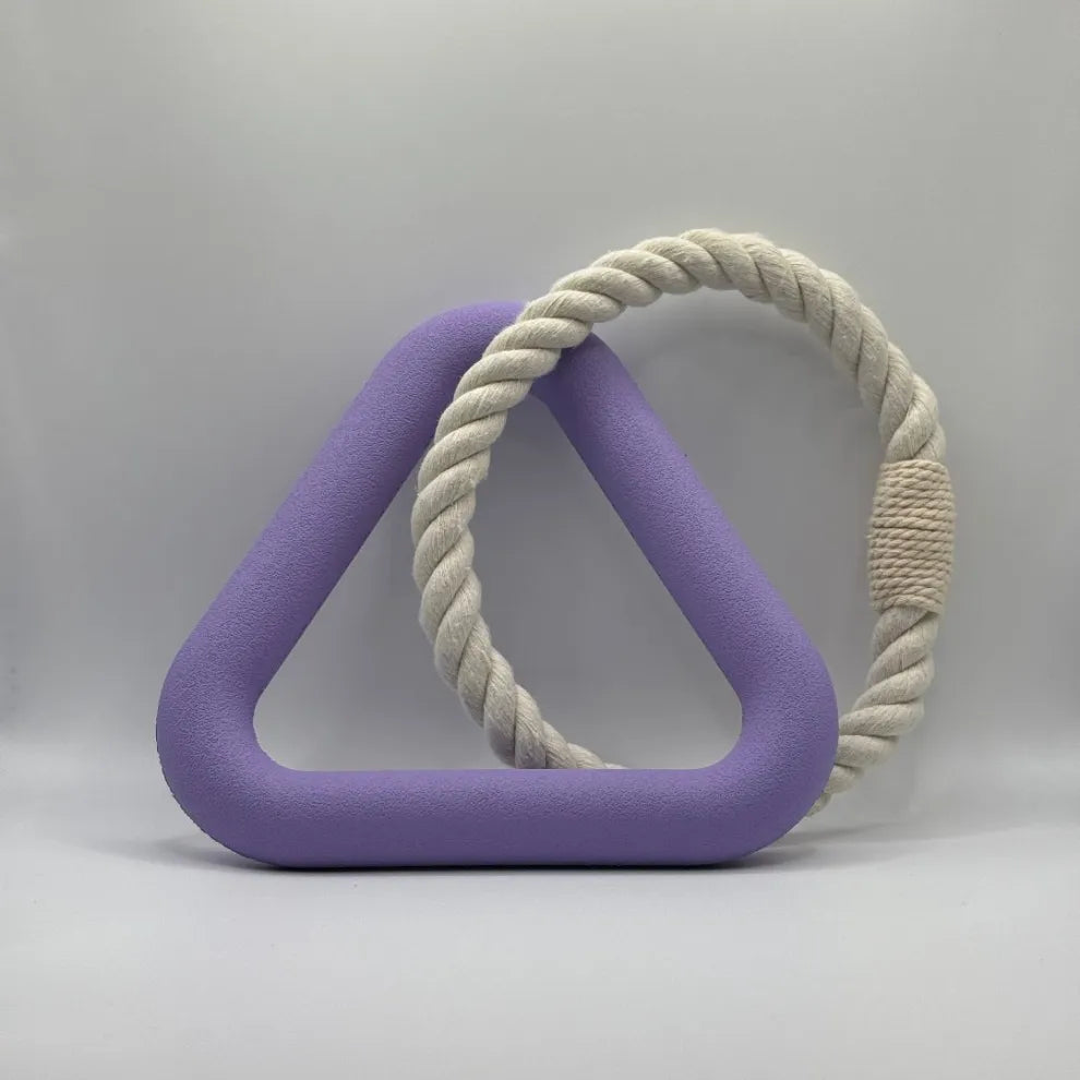 Hond Kauwtriangel 15 cm Natuurlijk Rubber – Stimuleert Gezond Kauwgedrag Roze